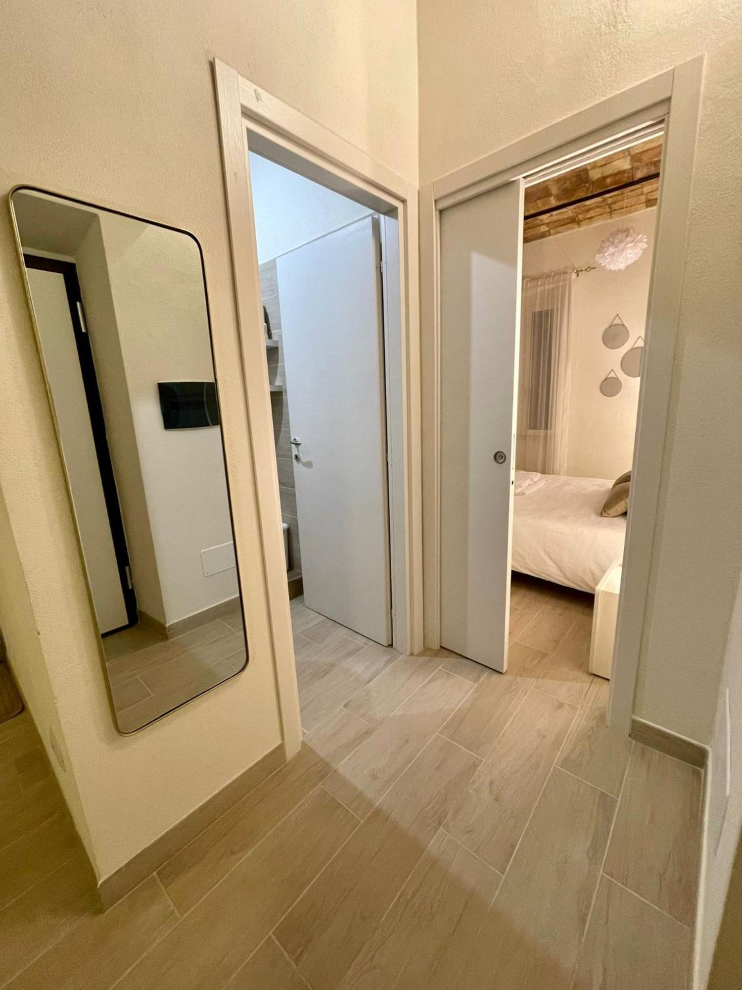 Casa Vacanze - La Torre - Appartamento Марта Екстер'єр фото